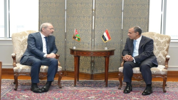 الأردن ومصر يؤكدان التضامن المطلق في مواجهة الاعتداءات الإيرانية الأردن ومصر يؤكدان التضامن المطلق في مواجهة الاعتداءات الإيرانية