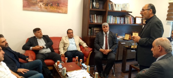 وزير الثقافة السوري يزور دارة الشعراء الأردنيين وزير الثقافة السوري يزور دارة الشعراء الأردنيين