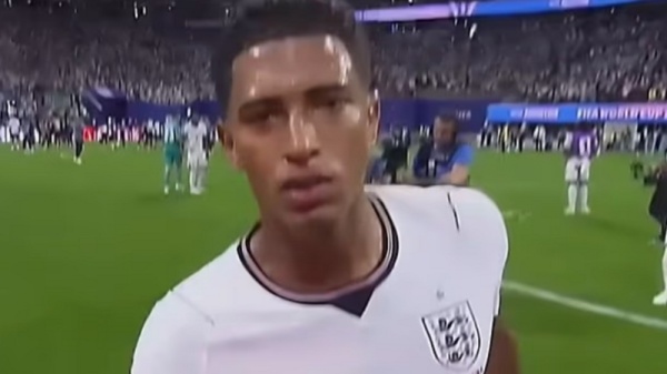 الكشف عن سخرية بيلنغهام من الحكم المغربي بعد خروج إنجلترا من كأس العالم الكشف عن سخرية بيلنغهام من الحكم المغربي بعد خروج إنجلترا من كأس العالم