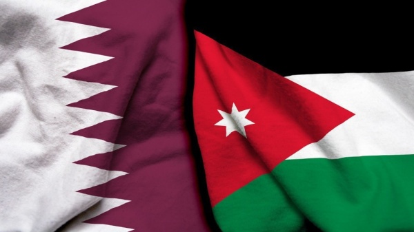 وزير الخارجية يبحث هاتفيا مع رئيس الوزراء وزير خارجية قطر التطورات الإقليمية