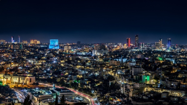 طقس حار الثلاثاء وتراجع تدريجي للكتلة الهوائية الحارة من الأربعاء