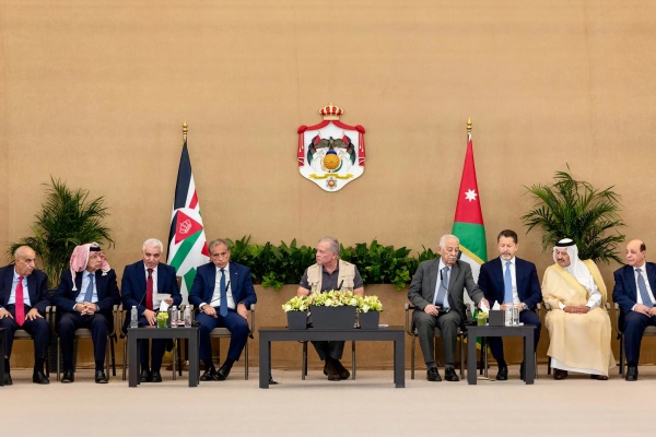 الملك نشامى الجيش والأجهزة الأمنية مستمرون بالتصدي لأي اعتداء يستهدف المملكة عاجل الملك نشامى الجيش والأجهزة الأمنية مستمرون بالتصدي لأي اعتداء يستهدف المملكة عاجل