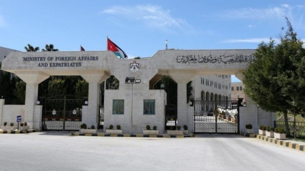 الخارجية تتابع أوضاع أردنيين تم استغلالهم لغايات التسول في ماليزيا عاجل الخارجية تتابع أوضاع أردنيين تم استغلالهم لغايات التسول في ماليزيا عاجل