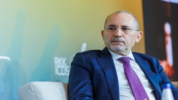 الصفدي على الحكومة الإسرائيلية أن تواجه عواقب انتهاكاتها عاجل