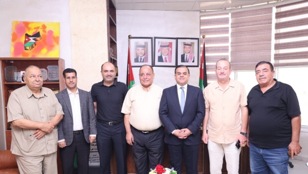 إدارة مهرجان جرش تبحث تعزيز التعاون مع غرفة التجارة إدارة مهرجان جرش تبحث تعزيز التعاون مع غرفة التجارة
