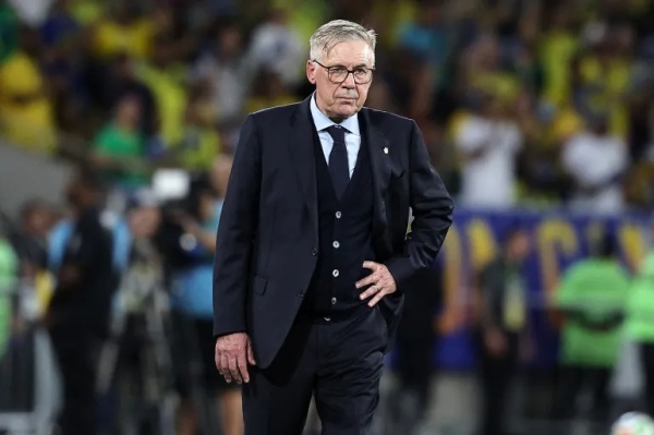 بعد خيبة المونديال أنشيلوتي يستبعد 17 لاعبا من قائمة منتخب البرازيل بعد خيبة المونديال أنشيلوتي يستبعد 17 لاعبا من قائمة منتخب البرازيل