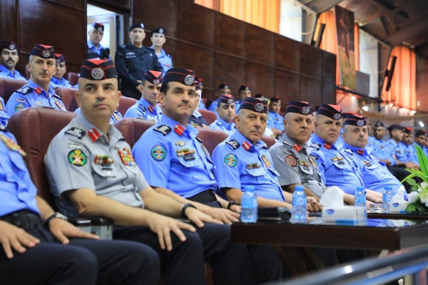 اللواء المعايطة يفتتح مشروع تحديث مرافق الاتحاد الرياضي للشرطة اللواء المعايطة يفتتح مشروع تحديث مرافق الاتحاد الرياضي للشرطة
