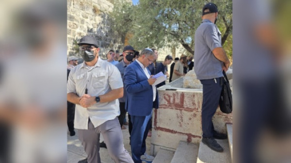 الأردن يحذر من عواقب الانتهاكات الإسرائيلية واقتحام بن غفير للأقصى الأردن يحذر من عواقب الانتهاكات الإسرائيلية واقتحام بن غفير للأقصى