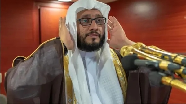 وفاة الشيخ إبراهيم المدني مؤذن المسجد الحرام فيديو وفاة الشيخ إبراهيم المدني مؤذن المسجد الحرام فيديو