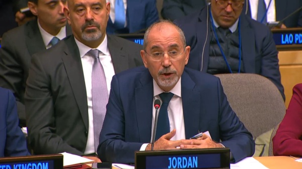 الصفدي الحكومة الإسرائيلية تدمر فرص السلام ويجب التحرك للحفاظ على حل الدولتين عاجل
