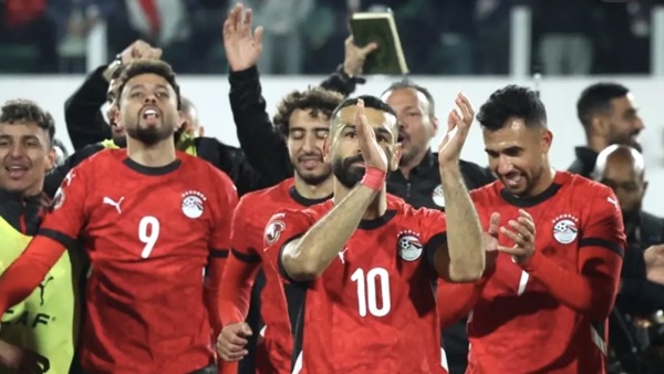 منتخب مصر يسعى لكتابة تاريخ جديد بالعبور الى ثمن النهائي في مواجهة أستراليا اليوم منتخب مصر يسعى لكتابة تاريخ جديد بالعبور الى ثمن النهائي في مواجهة أستراليا اليوم