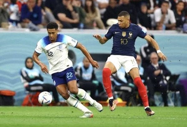 مواجهة مرتقبة بين فرنسا وانجلترا في مباراة تحديد المركزين الثالث والرابع بمونديال 2026 مواجهة مرتقبة بين فرنسا وانجلترا في مباراة تحديد المركزين الثالث والرابع بمونديال 2026