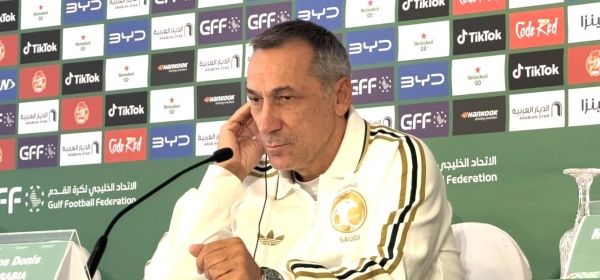 جورجيوس دونيس خلقنا العديد من الفرص وعلينا التحلي بالهدوء أمام مرمى المنافسين جورجيوس دونيس خلقنا العديد من الفرص وعلينا التحلي بالهدوء أمام مرمى المنافسين