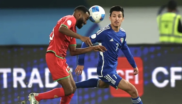 بصافرة قطرية منتخب عمان في مواجهة حاسمة مع الأزرق الكويتي في الجولة الثالثة والأخيرة بصافرة قطرية منتخب عمان في مواجهة حاسمة مع الأزرق الكويتي في الجولة الثالثة والأخيرة