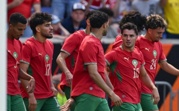 اجتماع طارئ بين وهبي وممثل الجامعة لاستدعاء لاعب جديد اجتماع طارئ بين وهبي وممثل الجامعة لاستدعاء لاعب جديد