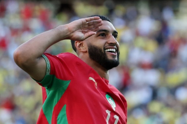 صيباري يجتاز الفحص الطبي ويصبح رابع عربي ينضم لبايرن ميونيخ