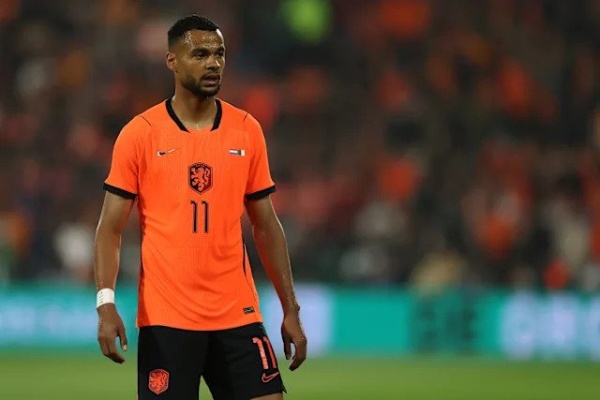 الموت يفجع جاكبو قبل أيام قليلة من مباراة هولندا والمنتخب المغربي