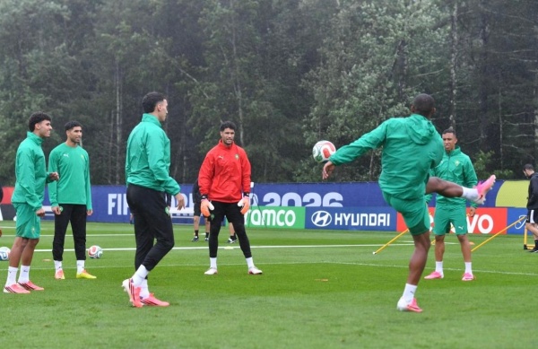 المنتخب الوطني ينهي تدريباته اليوم استعدادا لمواجهة نظيره الفرنسي المنتخب الوطني ينهي تدريباته اليوم استعدادا لمواجهة نظيره الفرنسي