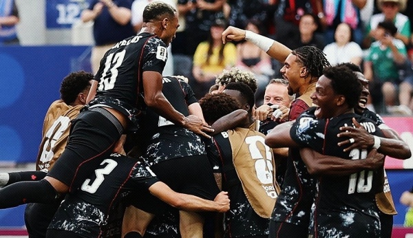 منتخب كندا يتسلح بفأل القميص الأسود أمام المنتخب المغربي منتخب كندا يتسلح بفأل القميص الأسود أمام المنتخب المغربي