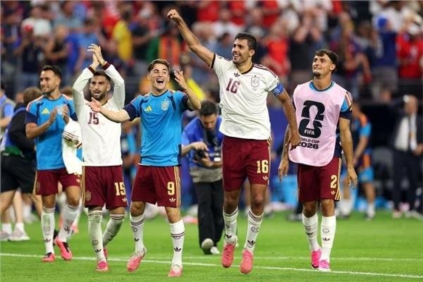 نهائي ناري بملعب ميتلايف بين الأرجنتين وإسبانيا نهائي ناري بملعب ميتلايف بين الأرجنتين وإسبانيا