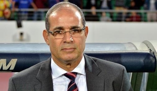 منتخب الأردن يواصل ثقته في المدرسة المغربية ويتعاقد مع بادو الزاكي منتخب الأردن يواصل ثقته في المدرسة المغربية ويتعاقد مع بادو الزاكي