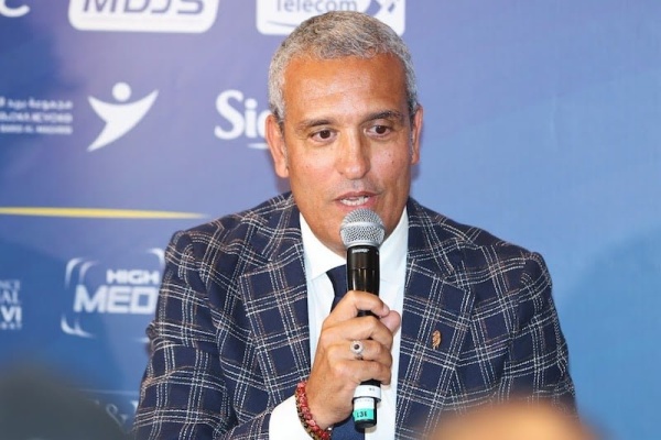 الوداد الرياضي يستعد لتعيين عزيز بودربالة
