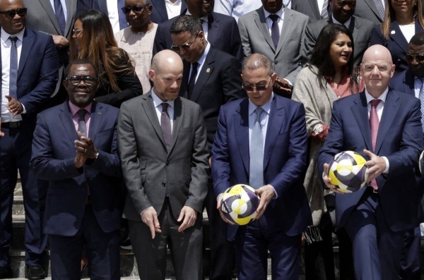 إنصاف إفريقيا يقود الكاف لدعم المغرب في سباق نهائي مونديال 2030 إنصاف إفريقيا يقود الكاف لدعم المغرب في سباق نهائي مونديال 2030