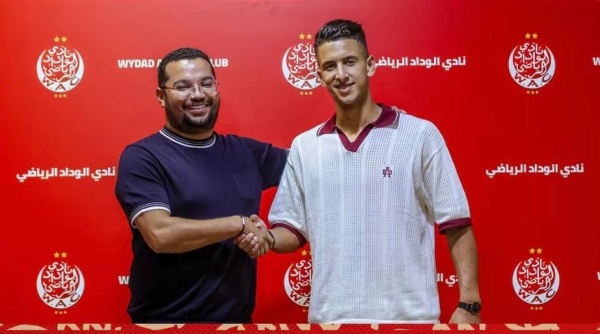 الوداد الرياضي يضم اللاعب صلاح الدين الصوفي إلى صفوفه الوداد الرياضي يضم اللاعب صلاح الدين الصوفي إلى صفوفه