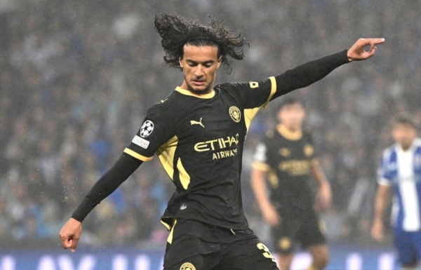 سيدورف بوعدي ذكرني ببدايات بوسكيتس روني بوعدي يخدع الخصوم