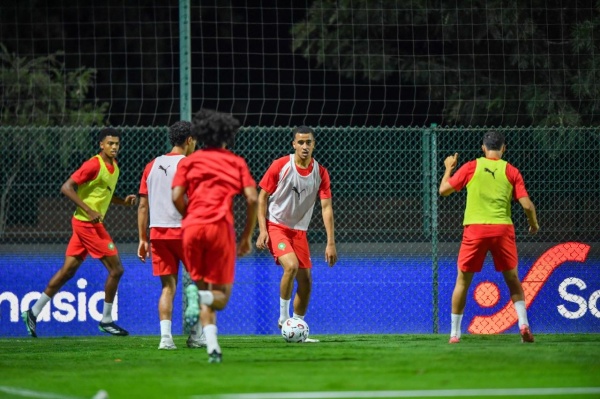 المنتخب المغربي يخوض أول حصة تدريبية استعدادا لمباراتي الغابون وليسوتو المنتخب المغربي يخوض أول حصة تدريبية استعدادا لمباراتي الغابون وليسوتو