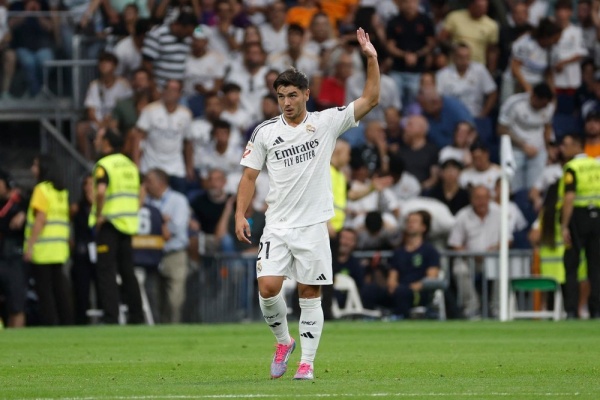 براهيم دياز يلازم دكة الإحتياط للمباراة الثالثة تواليا في مدريد براهيم دياز يلازم دكة الإحتياط للمباراة الثالثة تواليا في مدريد