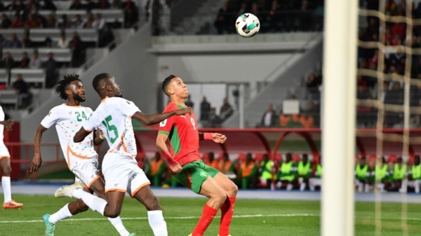 منتخب النيجر يعيد المنتخب المغربي إلى مركب محمد الخامس منتخب النيجر يعيد المنتخب المغربي إلى مركب محمد الخامس