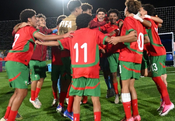 المنتخب الوطني يتأهل إلى الدور الثاني من نهائيات كأس العالم المنتخب الوطني يتأهل إلى الدور الثاني من نهائيات كأس العالم
