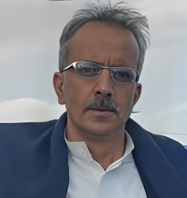 وثيقة محكمة في صنعاء تعلن العراسي عبر الصحافة الرسمية بالمثول أمامها رغم اعتقاله منذ قرابة العام وثيقة محكمة في صنعاء تعلن العراسي عبر الصحافة الرسمية بالمثول أمامها رغم اعتقاله منذ قرابة العام