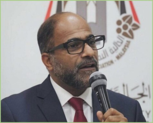 في حضرة عمر الجاوي في حضرة عمر الجاوي