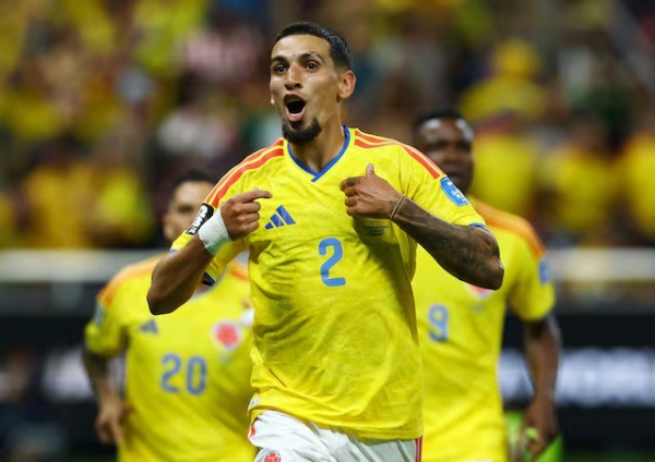 مونوز يقود كولومبيا لدور 32 في كأس العالم بعد الفوز على الكونجو الديمقراطية مونوز يقود كولومبيا لدور 32 في كأس العالم بعد الفوز على الكونجو الديمقراطية