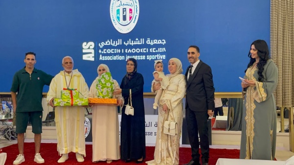 جمعية الشباب الرياضي تحتفي بصعود فريقه النسوي فيديو