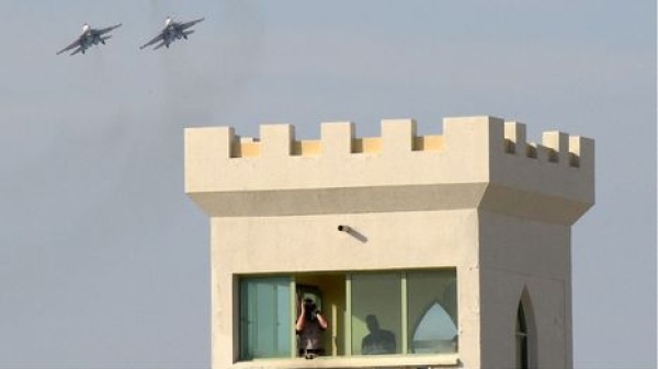 إيران تعلن ضرب قاعدة الصخير الجوية في البحرين بمسي رات انتحارية إيران تعلن ضرب قاعدة الصخير الجوية في البحرين بمسي رات انتحارية