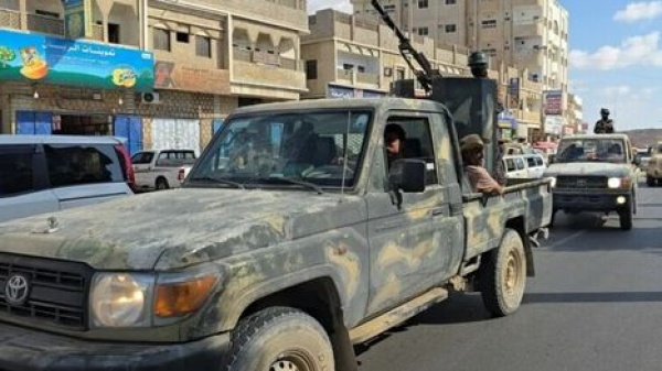 جماعة الحوثي تعلن سقوط قتلى وجرحى بقصفهما مواقع عسكرية في مأرب والمخا جماعة الحوثي تعلن سقوط قتلى وجرحى بقصفهما مواقع عسكرية في مأرب والمخا