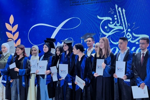 المعهد العالي للإعلام والاتصال يحتفي بخريجين جدد وي كرم أساتذة روادا