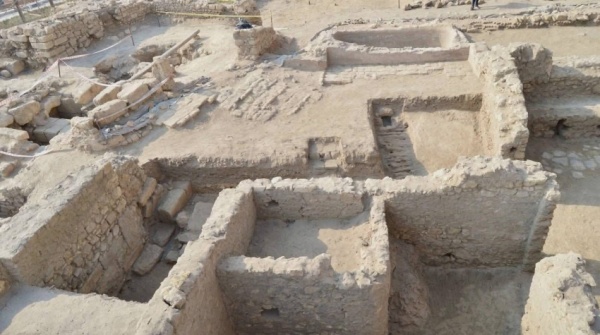 مصر اكتشافات أثرية جديدة بمحيط قلعة صلاح الدين الأيوبي مصر اكتشافات أثرية جديدة بمحيط قلعة صلاح الدين الأيوبي