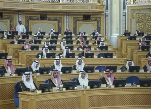الشورى يطالب بالتوسع في الطاقة الشمسية الشورى يطالب بالتوسع في الطاقة الشمسية