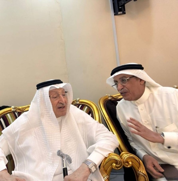صالون عبدالمنان بجدة يكر م مجموعة من الفنانين