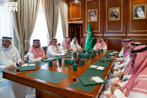 نائب أمير حائل يرأس اجتماع ا لمتابعة أعمال سلمى جيوبارك نائب أمير حائل يرأس اجتماع ا لمتابعة أعمال سلمى جيوبارك