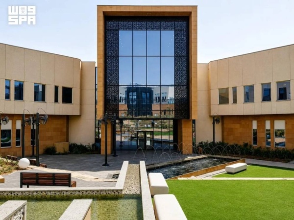 الصحة توقع عقد ا تشغيلي ا في مستشفى سابك التخصصي للصحة النفسية الصحة توقع عقد ا تشغيلي ا في مستشفى سابك التخصصي للصحة النفسية