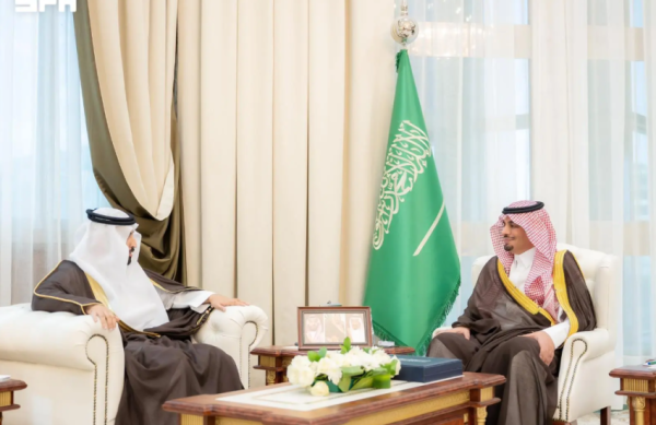 نائب أمير الباحة يط لع على التقرير نصف السنوي لأعمال فرع لجنة تراحم بالمنطقة