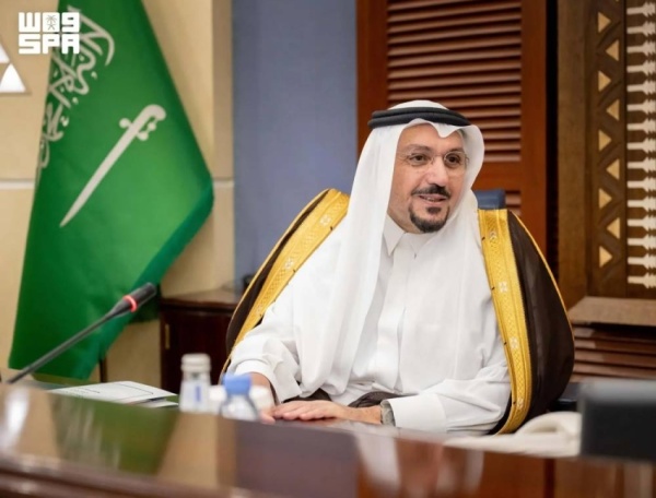 أمير القصيم يشدد على أهمية متابعة تنفيذ المبادرات وفق مؤشرات الأداء أمير القصيم يشدد على أهمية متابعة تنفيذ المبادرات وفق مؤشرات الأداء