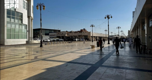 جادة الأمير فهد بن سلطان بتبوك وجهة سياحية وتجارية عبر الأجيال جادة الأمير فهد بن سلطان بتبوك وجهة سياحية وتجارية عبر الأجيال