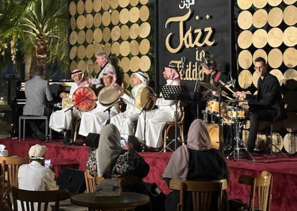 جدة تترسخ وجهة للموسيقى العالمية تجمع الجاز بالموروث السعودي