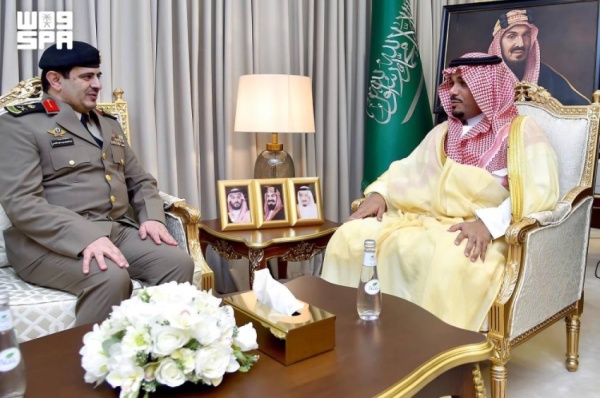نائب أمير نجران يطلع على سير عمل القطاعات الأمنية بالمنطقة نائب أمير نجران يطلع على سير عمل القطاعات الأمنية بالمنطقة